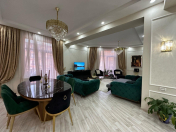 Satılır 3 otaqlı 144 m2 yeni tikili Ağ şəhər