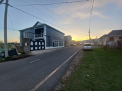 Satılır 6 otaqlı 235 m2 yeni tikili Oğuz