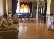 İcarəyə verilir 3 otaqlı 180 m2 yeni tikili Gənclik m.