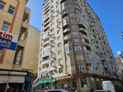 İcarəyə verilir 1 otaqlı 150 m2 obyekt İnşaatçılar m.