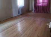 Satılır 4 otaqlı 1 m2 həyət evi Dağüstü parkı