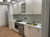 İcarəyə verilir 3 otaqlı 85 m2 köhnə tikili Neftçilər m.