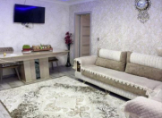 Satılır 4 otaqlı 90 m2 köhnə tikili 8 km