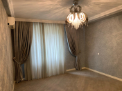 İcarəyə verilir 4 otaqlı 160 m2 köhnə tikili İçəri Şəhər m.