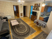 İcarəyə verilir 2 otaqlı 70 m2 köhnə tikili 28 May m.