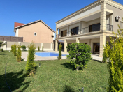 Satılır 5 otaqlı 350 m2 bağ evi Şüvəlan