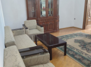 İcarəyə verilir 4 otaqlı 120 m2 köhnə tikili 28 May m.