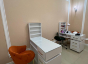 Satılır 2 otaqlı 90 m2 obyekt 8 Noyabr m.