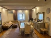 Satılır 5 otaqlı 188 m2 yeni tikili Nizami m.