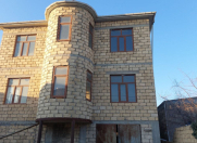 Satılır 7 otaqlı 200 m2 həyət evi Masazır