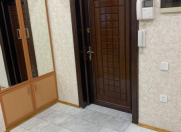 İcarəyə verilir 4 otaqlı 200 m2 yeni tikili Nizami m.