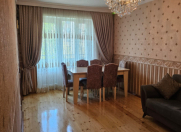 İcarəyə verilir 4 otaqlı 115 m2 köhnə tikili 8 mkr