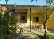 İcarəyə verilir 3 otaqlı 100 m2 həyət evi Oğuz