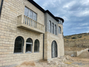 Satılır 5 otaqlı 300 m2 bağ evi Ləhic Bağları