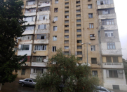 Satılır 5 otaqlı 109 m2 köhnə tikili 9 mkr