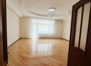 Satılır 4 otaqlı 208 m2 yeni tikili Nəsimi r.