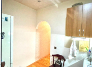 Satılır 1 otaqlı 40 m2 köhnə tikili Ayna Sultanova heykəli