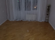 Satılır 2 otaqlı 60 m2 köhnə tikili Yasamal r.