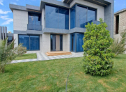 Satılır 5 otaqlı 250 m2 bağ evi Mərdəkan