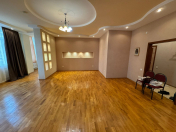 İcarəyə verilir 2 otaqlı 110 m2 yeni tikili 28 May m.