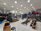 Satılır 1 otaqlı 450 m2 obyekt 20 yanvar m.