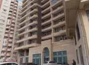 Satılır 3 otaqlı 180 m2 yeni tikili Badamdar