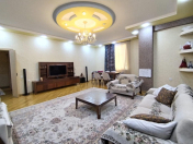 Satılır 4 otaqlı 160 m2 yeni tikili 9 mkr