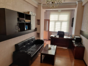 İcarəyə verilir 2 otaqlı 80 m2 ofis Gənclik m.