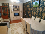Satılır 2 otaqlı 60 m2 köhnə tikili Xalqlar Dostluğu m.
