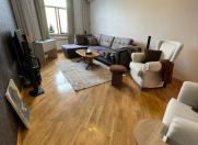 Satılır 2 otaqlı 70 m2 yeni tikili Nizami m.