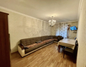 Satılır 2 otaqlı 65 m2 köhnə tikili Bakıxanov