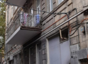 İcarəyə verilir 2 otaqlı 35 m2 köhnə tikili Axundov bağı