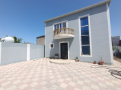 Satılır 4 otaqlı 170 m2 həyət evi Binə