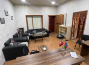 İcarəyə verilir 1 otaqlı 30 m2 ofis Yasamal r.