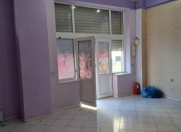 İcarəyə verilir 1 otaqlı 61 m2 obyekt İnşaatçılar m.