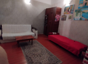 İcarəyə verilir 1 otaqlı 21 m2 köhnə tikili İçəri Şəhər m.