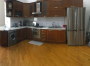 İcarəyə verilir 2 otaqlı 100 m2 köhnə tikili Sahil m.