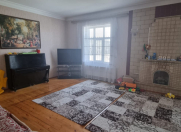 Satılır 5 otaqlı 300 m2 həyət evi 6 mkr