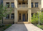 Satılır 6 otaqlı 300 m2 həyət evi Qaraçuxur