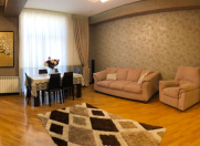 Satılır 3 otaqlı 137 m2 yeni tikili Ağ şəhər