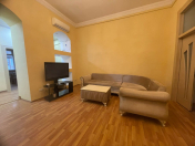 İcarəyə verilir 4 otaqlı 102 m2 ofis Yaşıl bazar