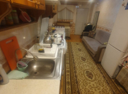 Satılır 3 otaqlı 80 m2 köhnə tikili Buzovna