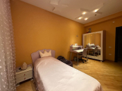 Satılır 5 otaqlı 200 m2 yeni tikili İnşaatçılar m.