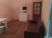 İcarəyə verilir 2 otaqlı 40 m2 köhnə tikili 3 mkr