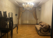 İcarəyə verilir 4 otaqlı 170 m2 yeni tikili Nizami m.