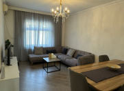 Satılır 4 otaqlı 100 m2 köhnə tikili Gənclik m.