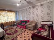 Satılır 2 otaqlı 60 m2 köhnə tikili Xalqlar Dostluğu m.