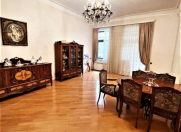 Satılır 4 otaqlı 190 m2 köhnə tikili Sirk