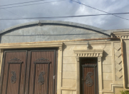 Satılır 4 otaqlı 150 m2 bağ evi 28 Mall