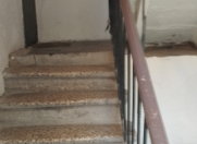 Satılır 4 otaqlı 140 m2 köhnə tikili Sahil m.